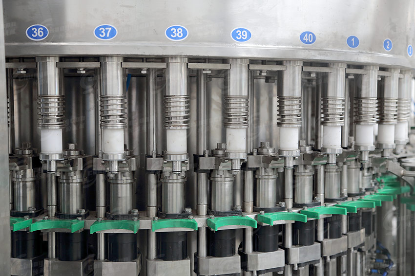 全自动矿泉水灌装机